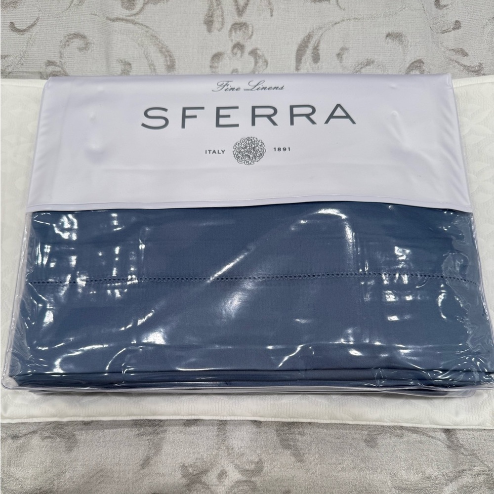 SFERRA MATTEO SATEEN KING DUVET SET WITH SHAMS 3-PIECE OCEAN BLUE MADE IN ITALY